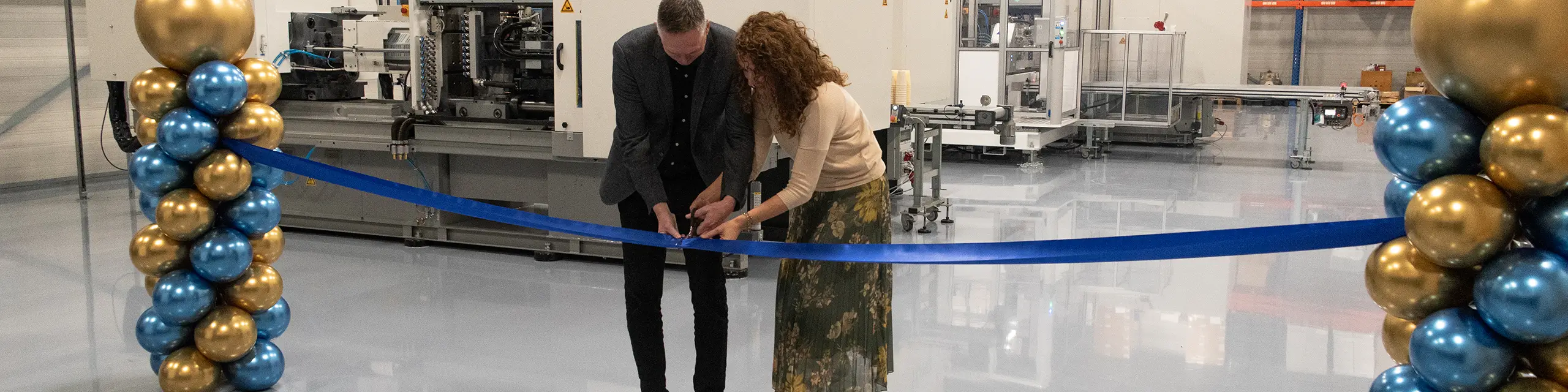 Dutch Cups opening eigen productie
